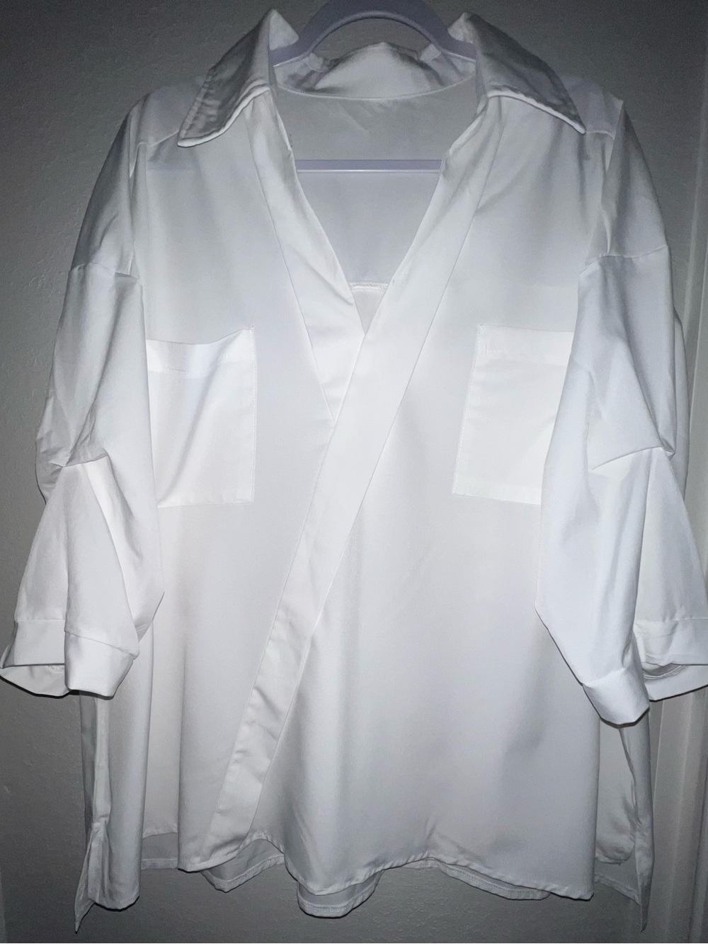 Classic White V-Neck Top 1x